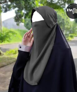 Alternative view of Niqab-casquette